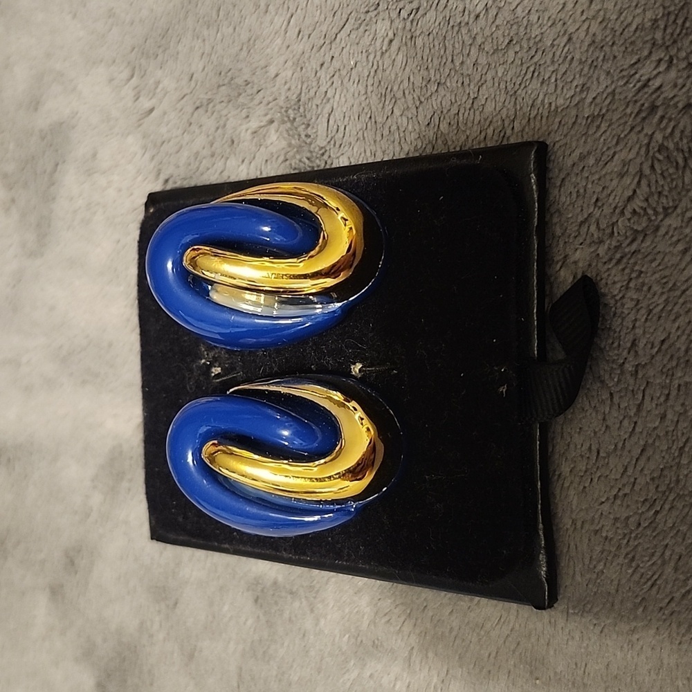 Vintage clip on earrings